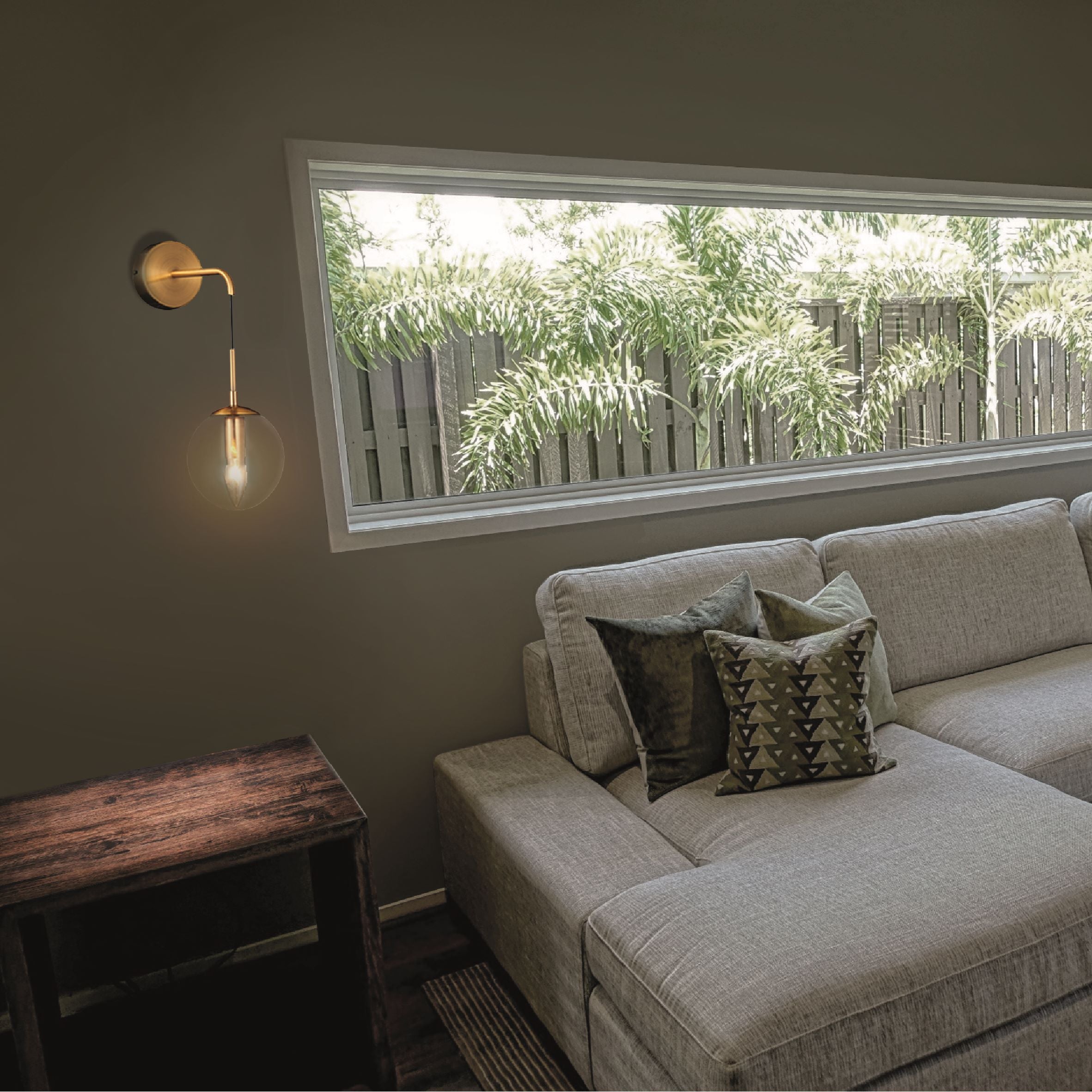 LAMPARA DE PARED BREDA