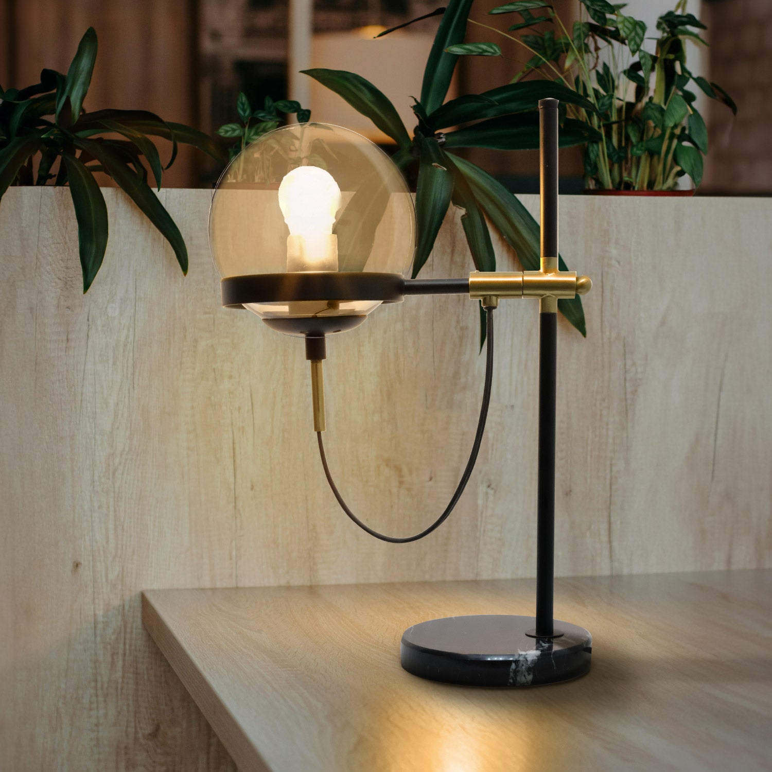 LAMPARA DE MESA MODERNA ARGELIA