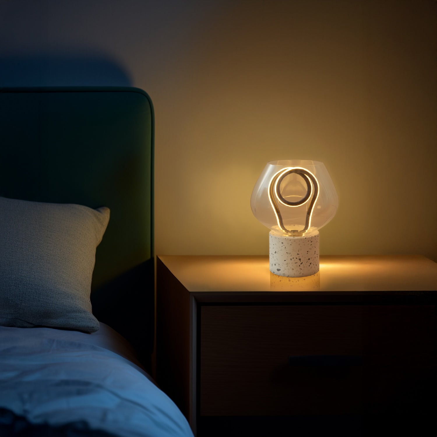 Lámpara De Mesa Reeni Estilo Contemporáneo